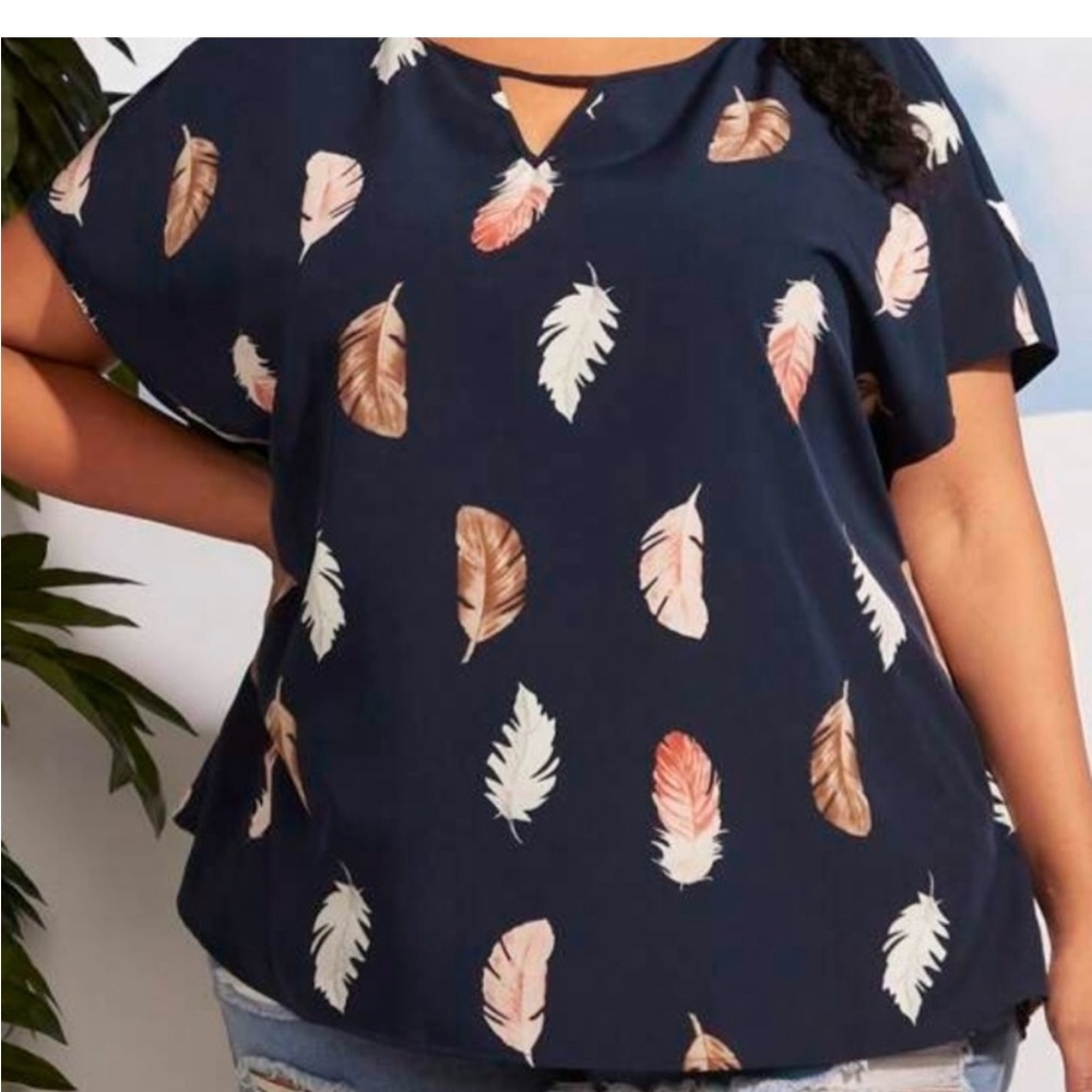 Navy Feather Print 2X Women's Top